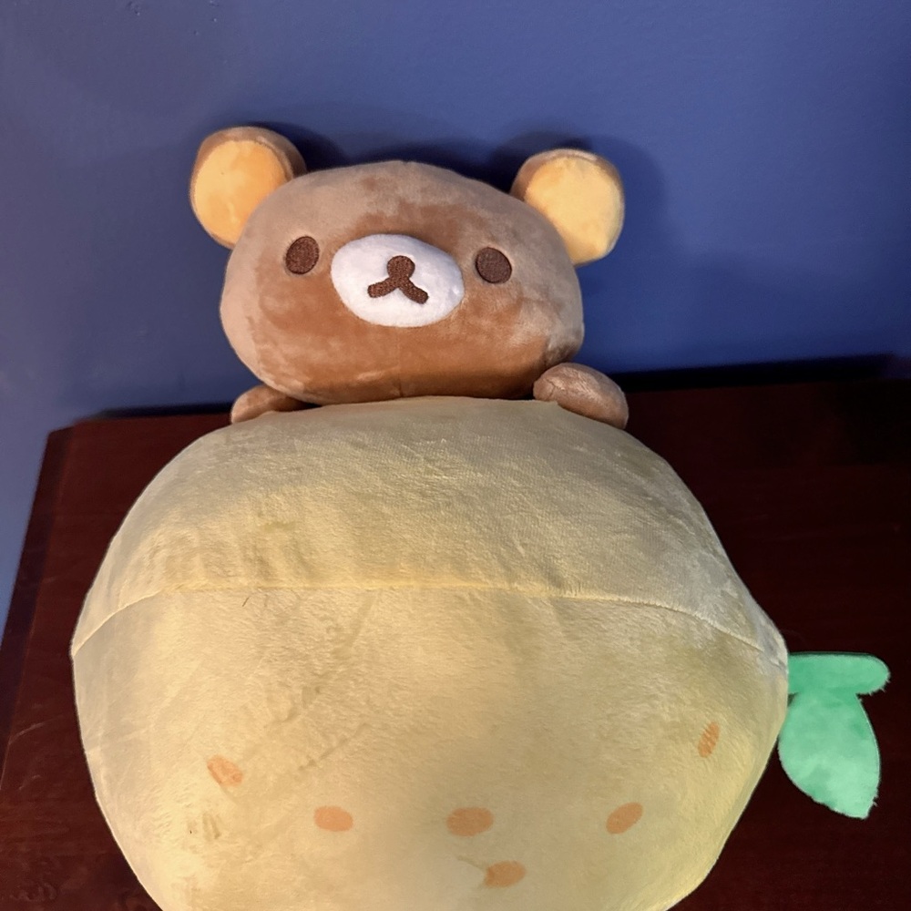 Rilakkuma Plush Playing with Lemon 15” - Picture 3 of 4